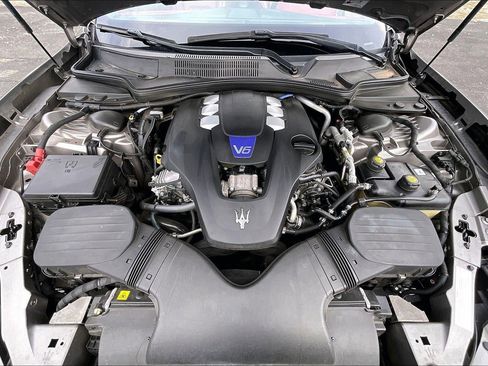 Used 2018 Maserati Ghibli S GranSport Q4 AWD/4WD image 10