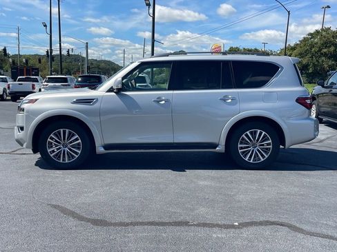 Used 2023 Nissan Armada SL image 4