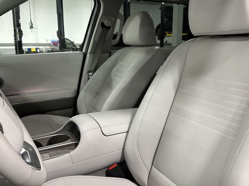 Used 2026 Hyundai Palisade Limited FWD image 18