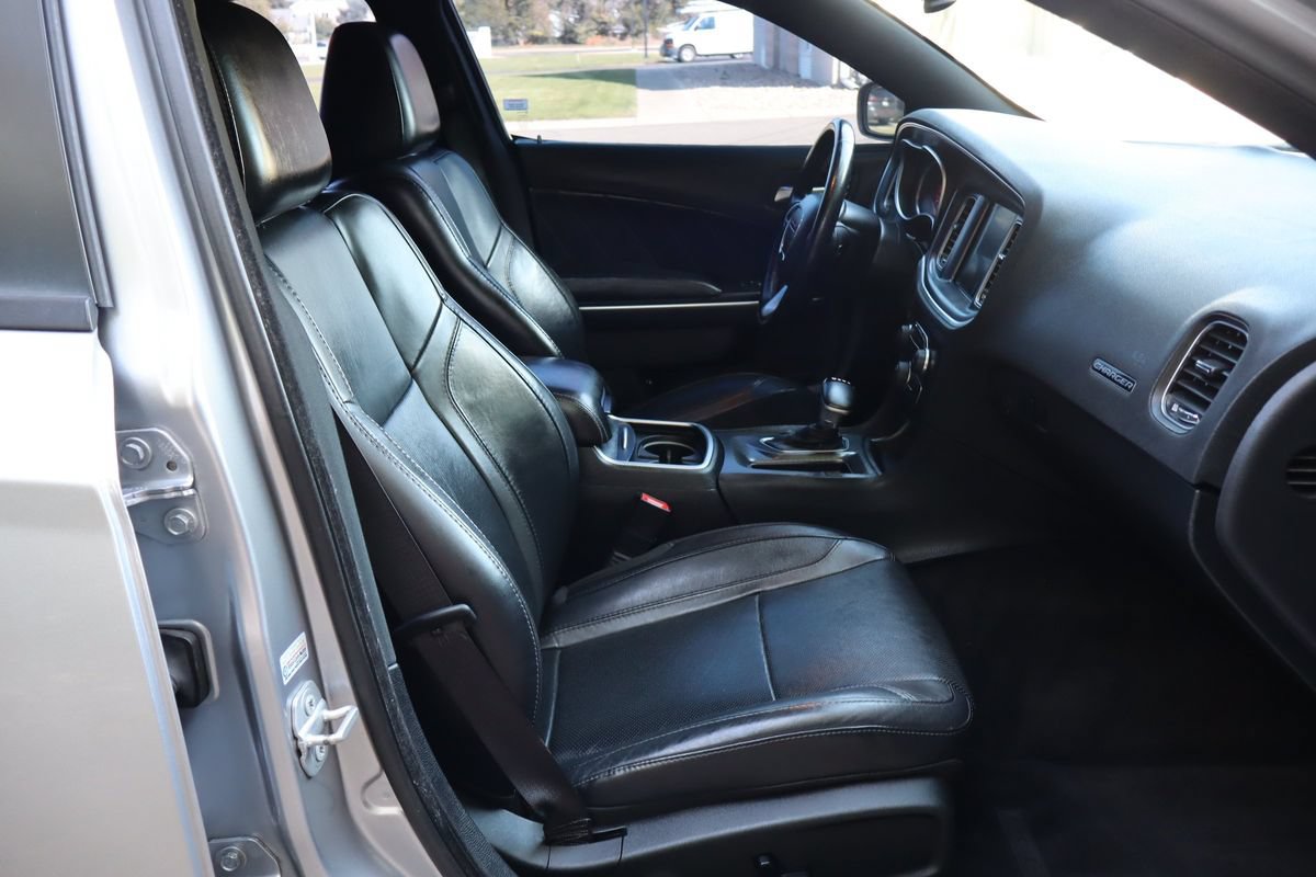 Used 2015 Dodge Charger SXT w/ AWD Plus Group image 22