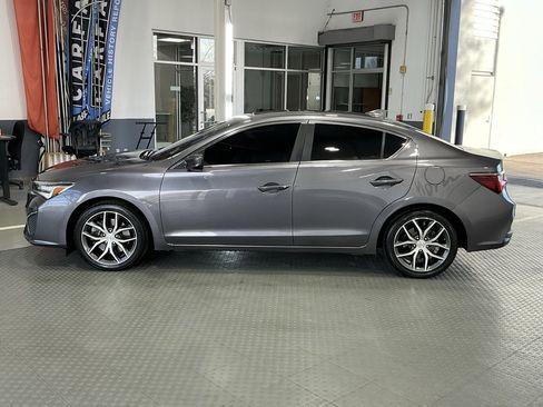 Used 2022 Acura ILX Premium Package image 32