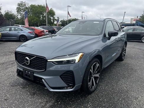 Certified 2022 Volvo XC60 B6 R-Design w/ Advanced Package image 6