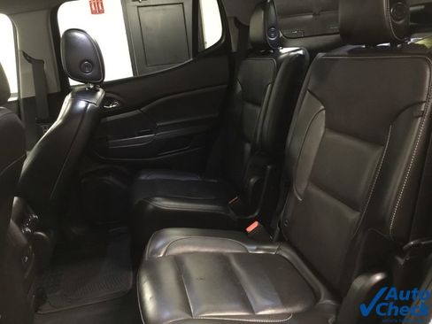 Used 2019 GMC Acadia SLT image 31