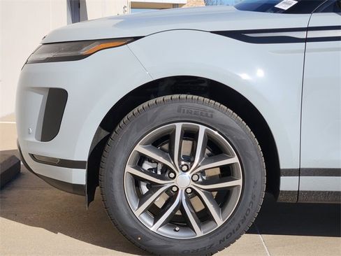 New 2026 Land Rover Range Rover Evoque S image 6