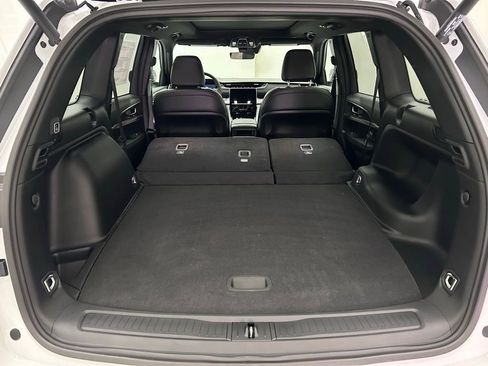 New 2025 Jeep Grand Cherokee Limited w/ Trailer Tow Package image 12