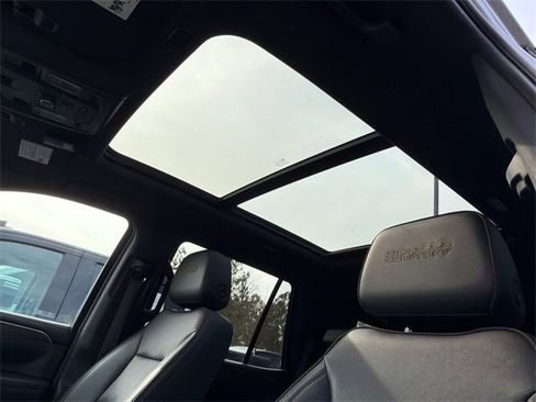 Used 2021 Chevrolet Tahoe High Country w/ Premium Package image 33