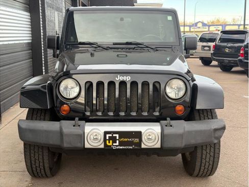 Used 2011 Jeep Wrangler Unlimited Sahara w/ Dual Top Group image 12
