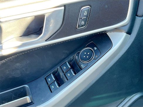 Used 2023 Ford Explorer XLT w/ Equipment Group 202A image 17