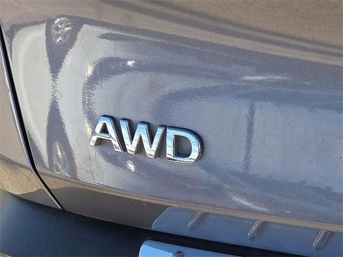 Used 2023 INFINITI QX60 Sensory w/ Vision Package image 10