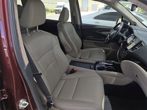 Used 2021 Honda Pilot Touring image 29
