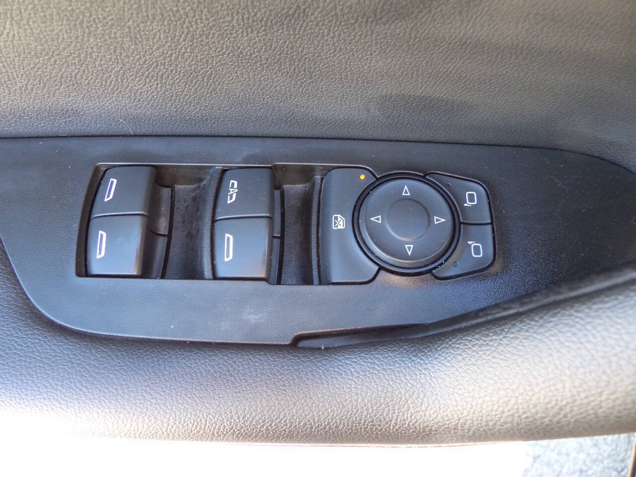 Used 2019 Chevrolet Blazer LT w/ Sun and Wheels Package AWD/4WD image 21