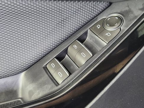 New 2026 Chevrolet Equinox RS w/ Convenience Package III FWD image 25