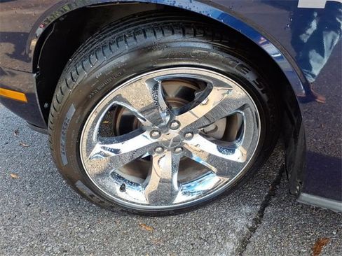 Used 2013 Dodge Challenger R/T Plus image 20