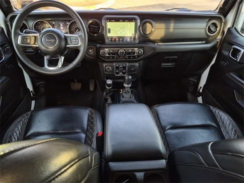 Used 2023 Jeep Gladiator Overland image 23