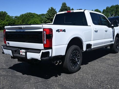 Used 2026 Ford F250 Platinum AWD/4WD image 6