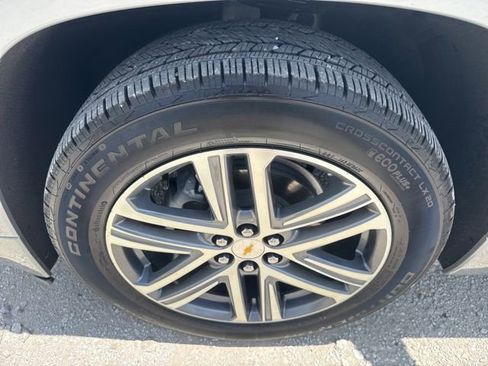 Used 2023 Chevrolet Traverse High Country w/ LPO, Floor Liner Package FWD image 33