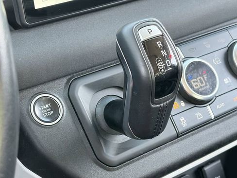 Used 2023 Land Rover Defender 110 SE image 16