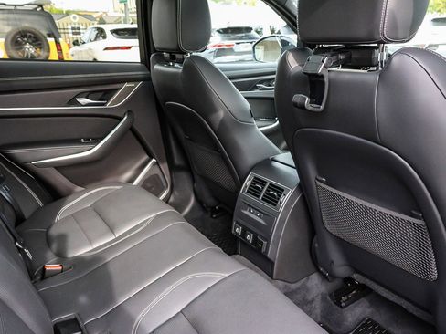 Used 2025 Jaguar F-PACE R-Dynamic S image 19