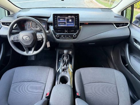 Used 2020 Toyota Corolla LE w/ Carpet Mat Package (TMS) FWD image 21
