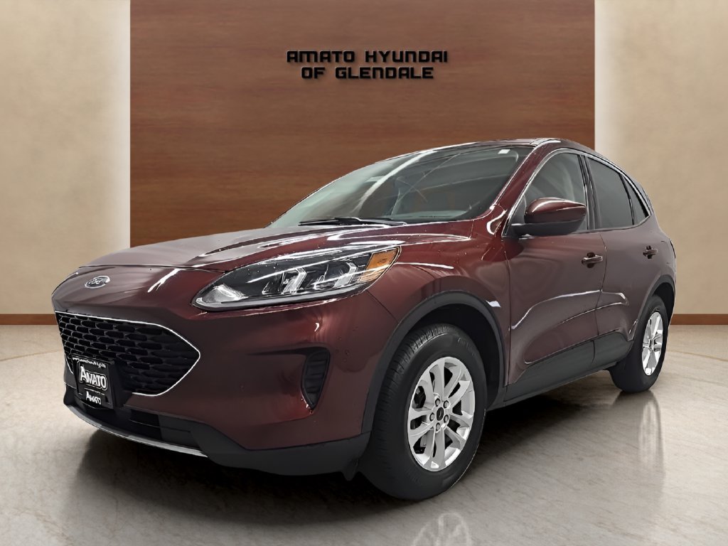 Used 2021 Ford Escape SE w/ Convenience Package AWD/4WD image 2