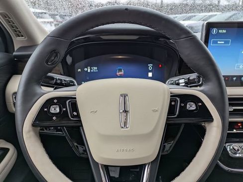 New 2026 Lincoln Corsair Reserve image 24