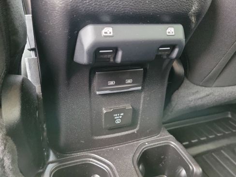 Used 2021 Jeep Gladiator Overland image 21