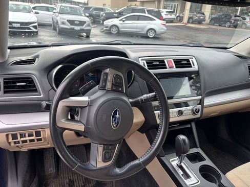 Used 2015 Subaru Outback 2.5i Premium image 10