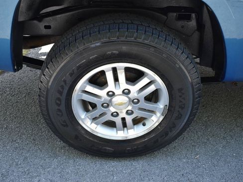 Used 2012 Chevrolet Colorado LT AWD/4WD image 32