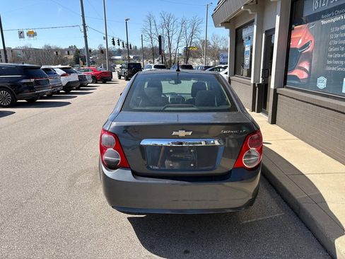 Used 2013 Chevrolet Sonic LT FWD image 4