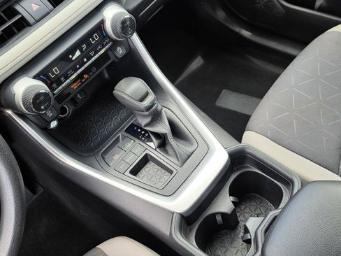 Used 2021 Toyota RAV4 XLE FWD image 23