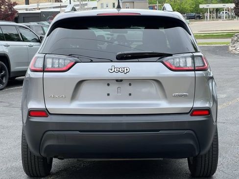 Used 2020 Jeep Cherokee Latitude w/ Cold Weather Group AWD/4WD image 38