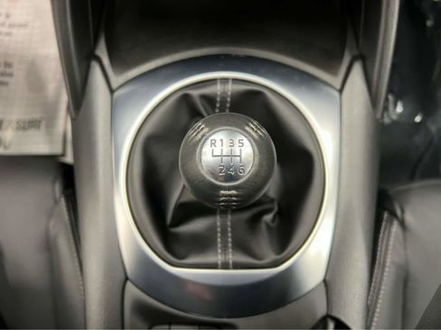 Used 2022 MAZDA MX-5 Miata Grand Touring image 2