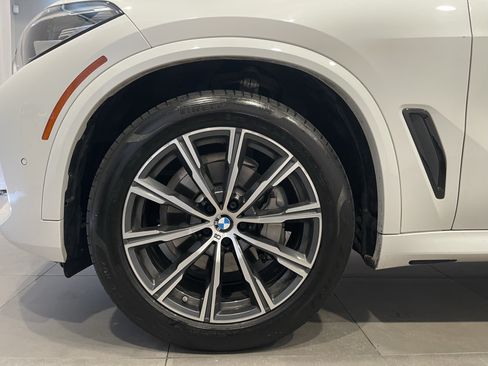 Used 2020 BMW X5 xDrive40i w/ M Sport Package AWD/4WD image 7