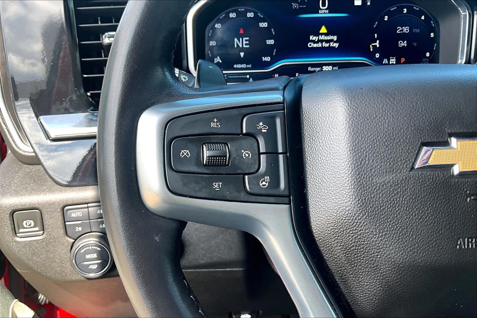 Used 2023 Chevrolet Silverado 1500 LT AWD/4WD image 24