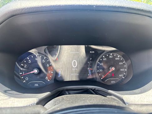 Used 2024 Jeep Compass Latitude AWD/4WD image 16