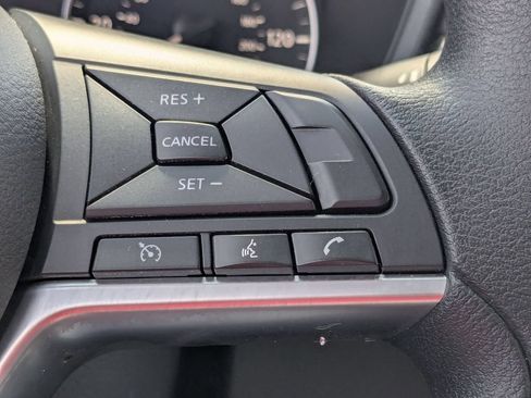 Used 2025 Nissan Altima 2.5 SV AWD/4WD image 22