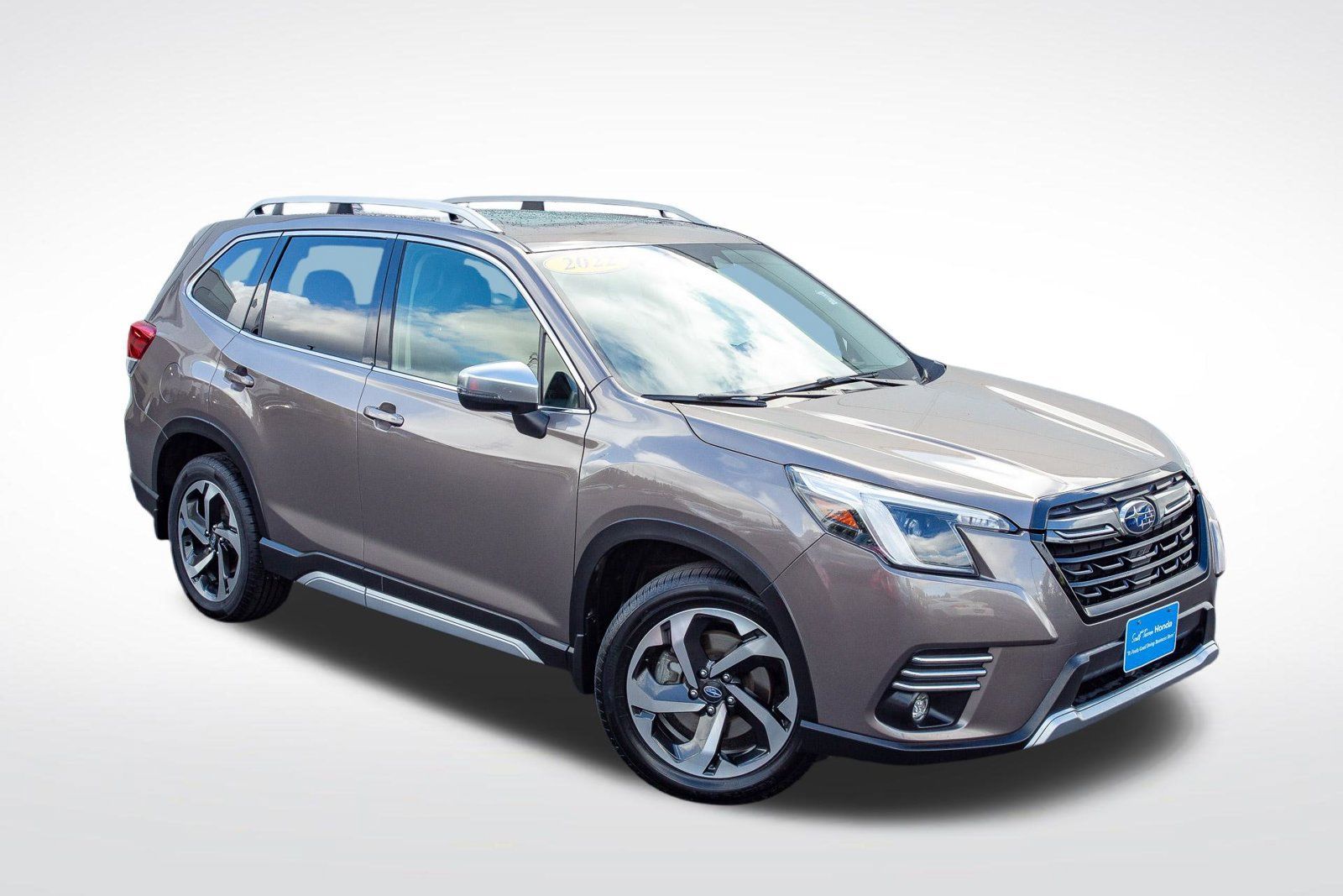 Used 2022 Subaru Forester Touring w/ Popular Package #3 AWD/4WD image 2