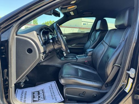 Used 2018 Dodge Charger GT AWD/4WD image 15