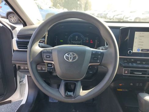 Used 2025 Toyota Camry LE FWD image 25