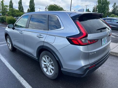 Used 2023 Honda CR-V EX image 6