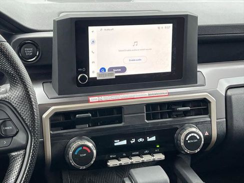 Certified 2026 Toyota Tacoma SR5 AWD/4WD image 20