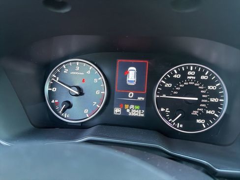 Used 2023 Subaru Outback Limited XT image 5