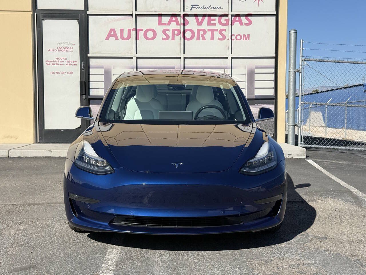 Used 2018 Tesla Model 3 Long Range AWD/4WD image 3