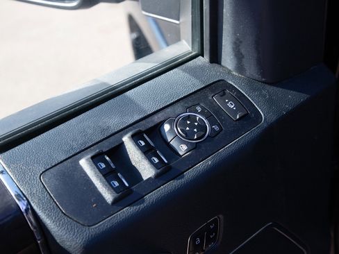 Used 2022 Ford F250 Lariat w/ Tremor Off-Road Package image 19