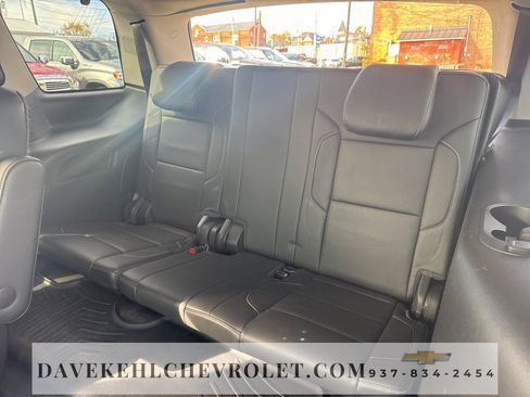 Used 2017 GMC Yukon SLT image 32