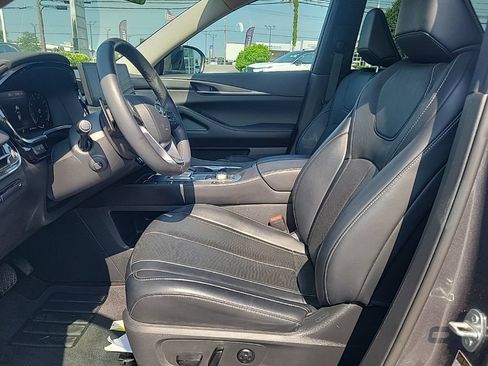 Certified 2023 INFINITI QX60 Luxe w/ Cargo Package AWD/4WD image 16