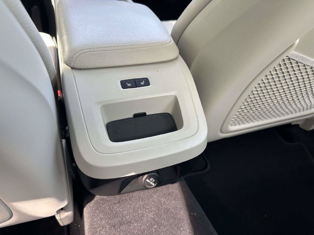 Used 2019 Volvo S60 T6 Momentum w/ Premium Package AWD/4WD image 11