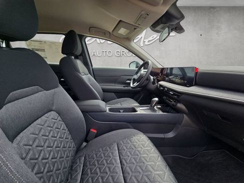 New 2026 Nissan Kicks SV AWD/4WD image 24
