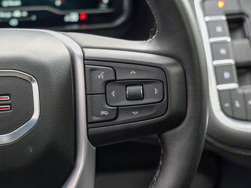 Used 2023 GMC Yukon XL SLT w/ SLT Premium Package image 45