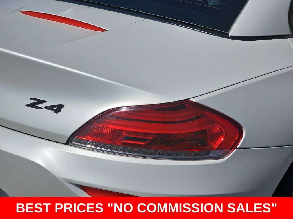 Used 2011 BMW Z4 sDrive35i RWD image 38